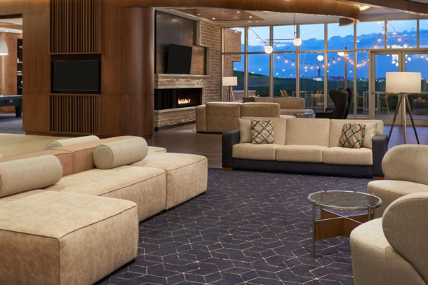 Courtyard By Marriott Calgary Airport