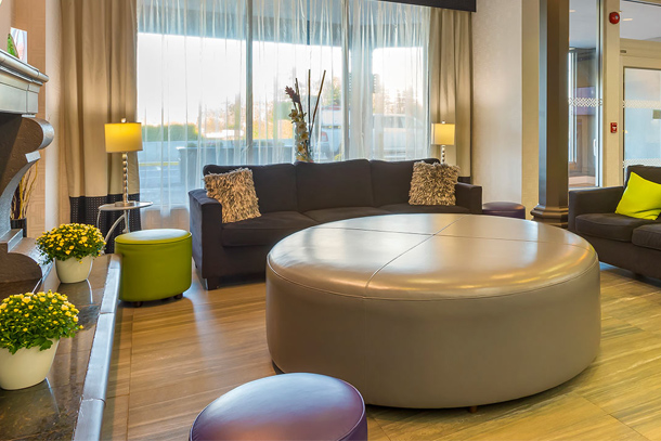 Best Western Plus Village Park Inn