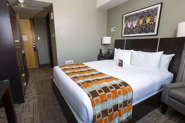 University of Calgary, Accommodations and Events